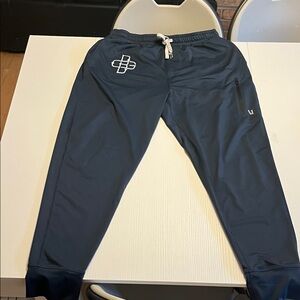 Vuori Jogger Pants